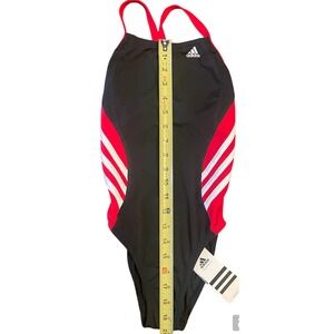 Adidas Women's Solid Infinitex Splice Vortex Back Red Black SZ 24  AWX8410